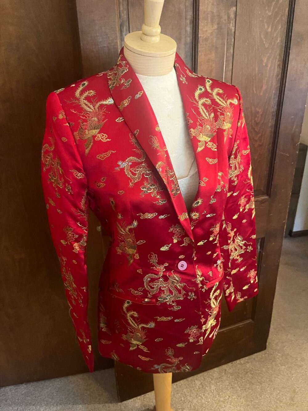 Jemmi Max NYC Red Silk Brocade Dragon Pheonix Blazer Size 6